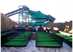 1m X 16m PE 금 광산용 금색 파란색 표면 패닝 카펫