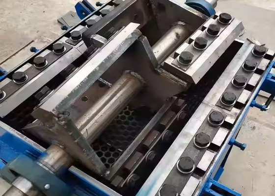 1000kg/H Waste Plastic Crusher Machine For PVC / PE / PET Plastic Recycling