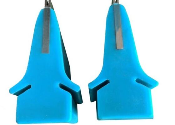 Polyurethane Conveyor Belt Cleaner Steel Frame Abrasion Resistant Bulk Conveyor Use