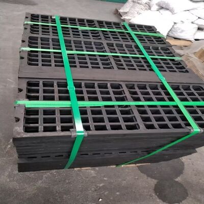 광산 고무 스크린 패널 305 × 610mm 80 셰어 경직 및 습한 광석 가공을위한 커터 오퍼리